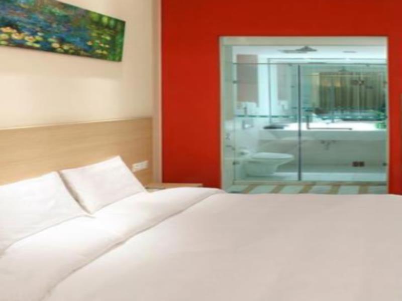 Hanting Hotel Yibin Zhongshan Street ภายนอก รูปภาพ