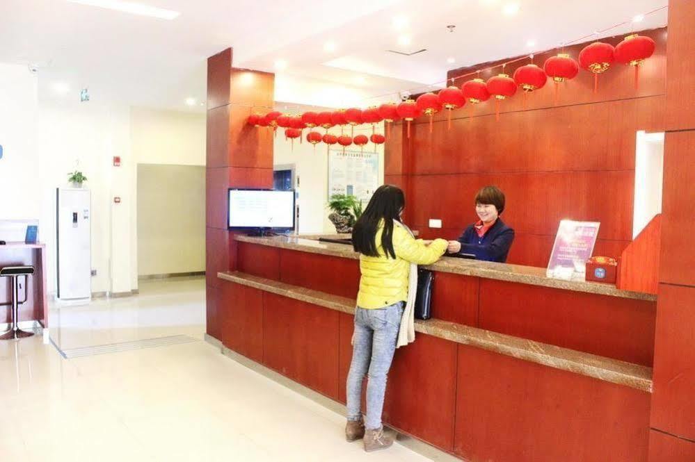 Hanting Hotel Yibin Zhongshan Street ภายนอก รูปภาพ